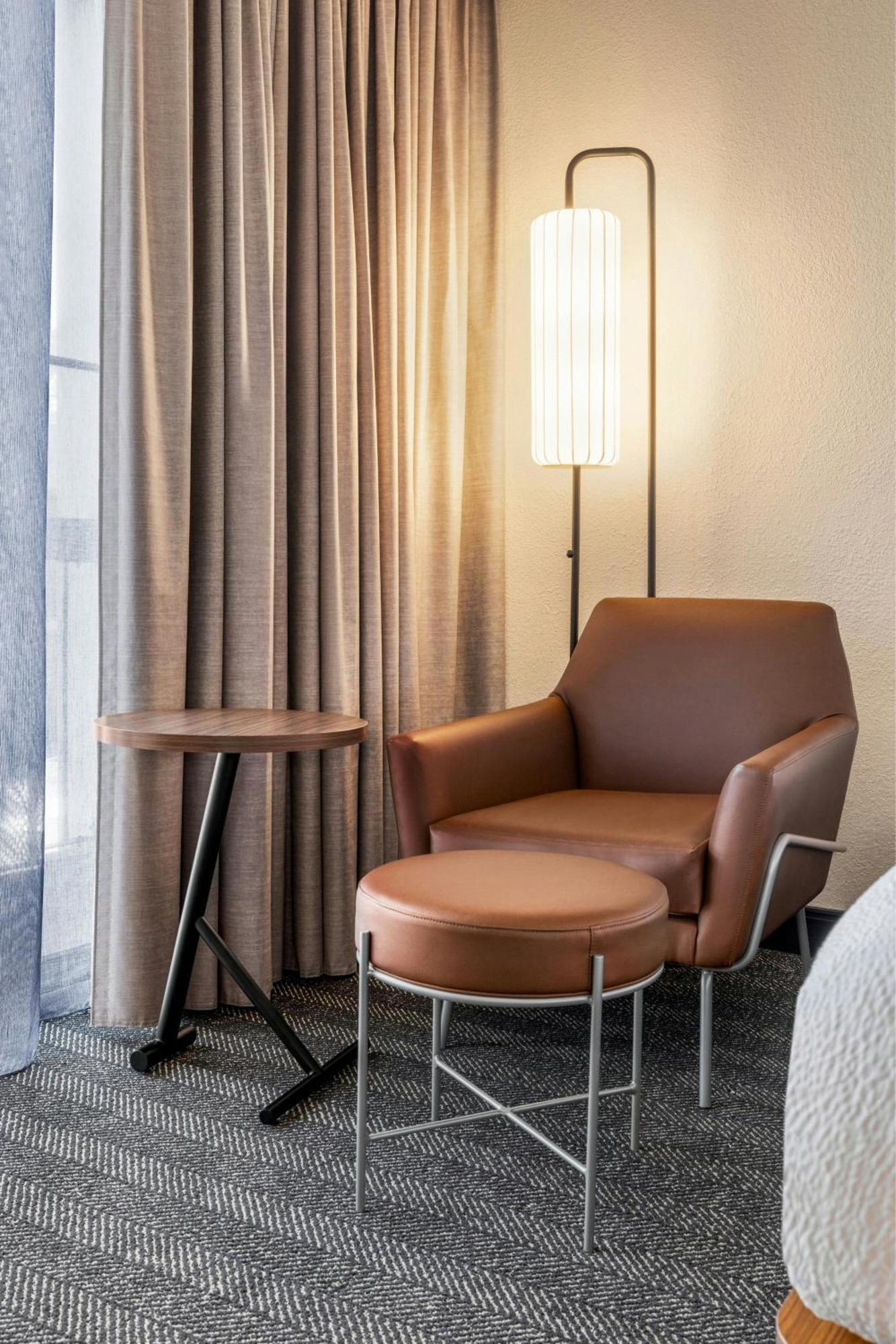 Courtyard Atlanta Northlake Tucker Eksteriør billede