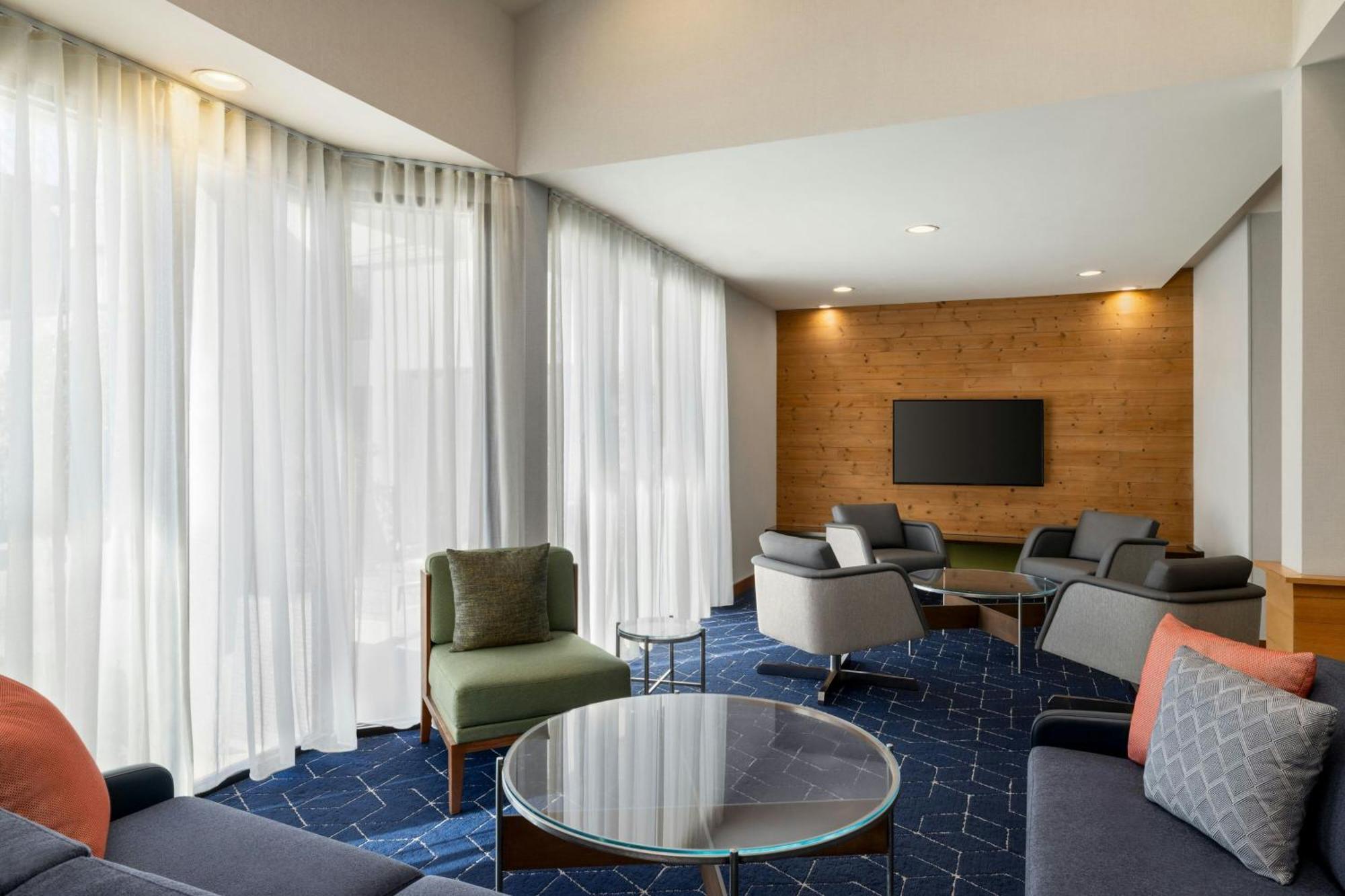 Courtyard Atlanta Northlake Tucker Eksteriør billede
