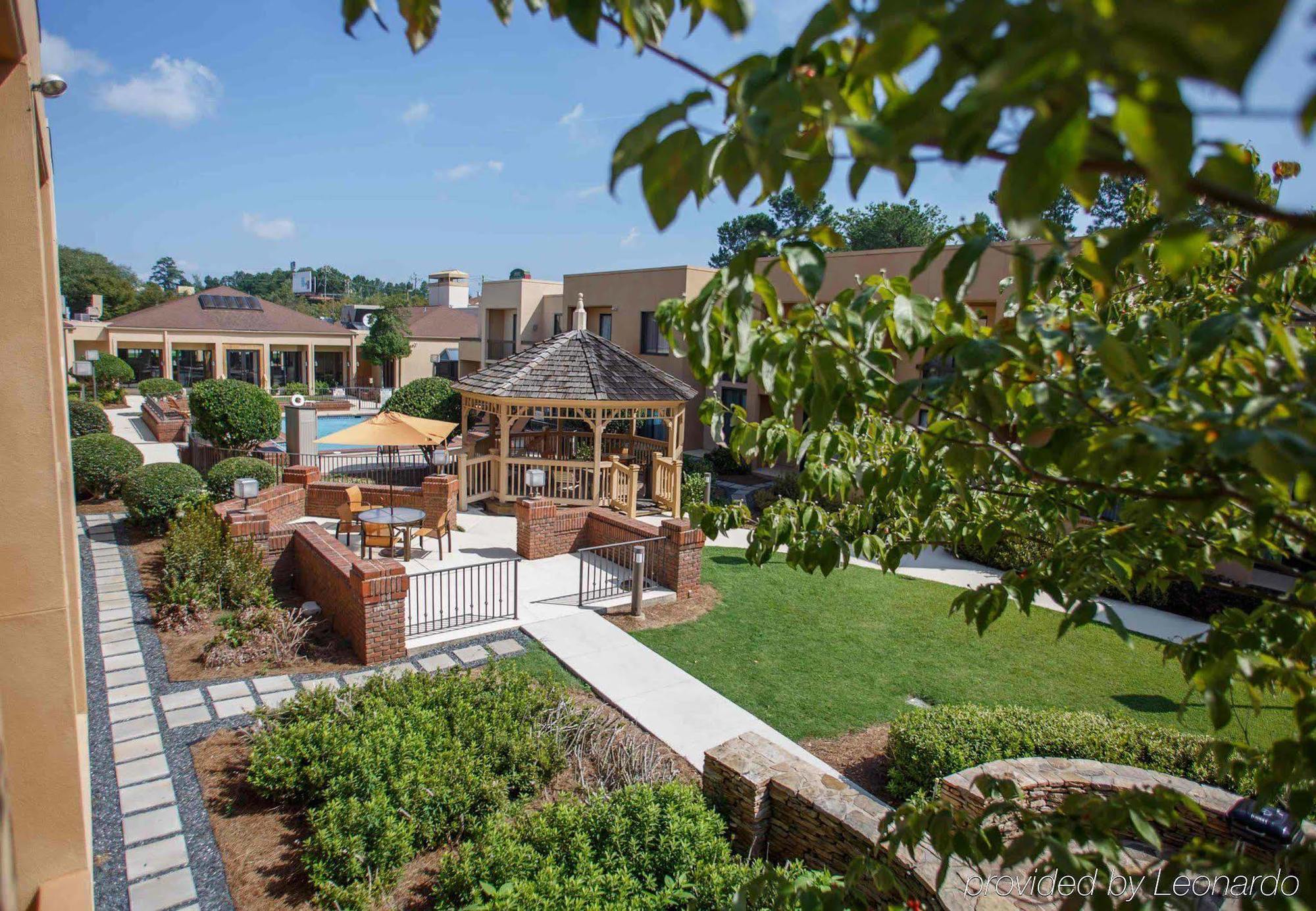 Courtyard Atlanta Northlake Tucker Eksteriør billede